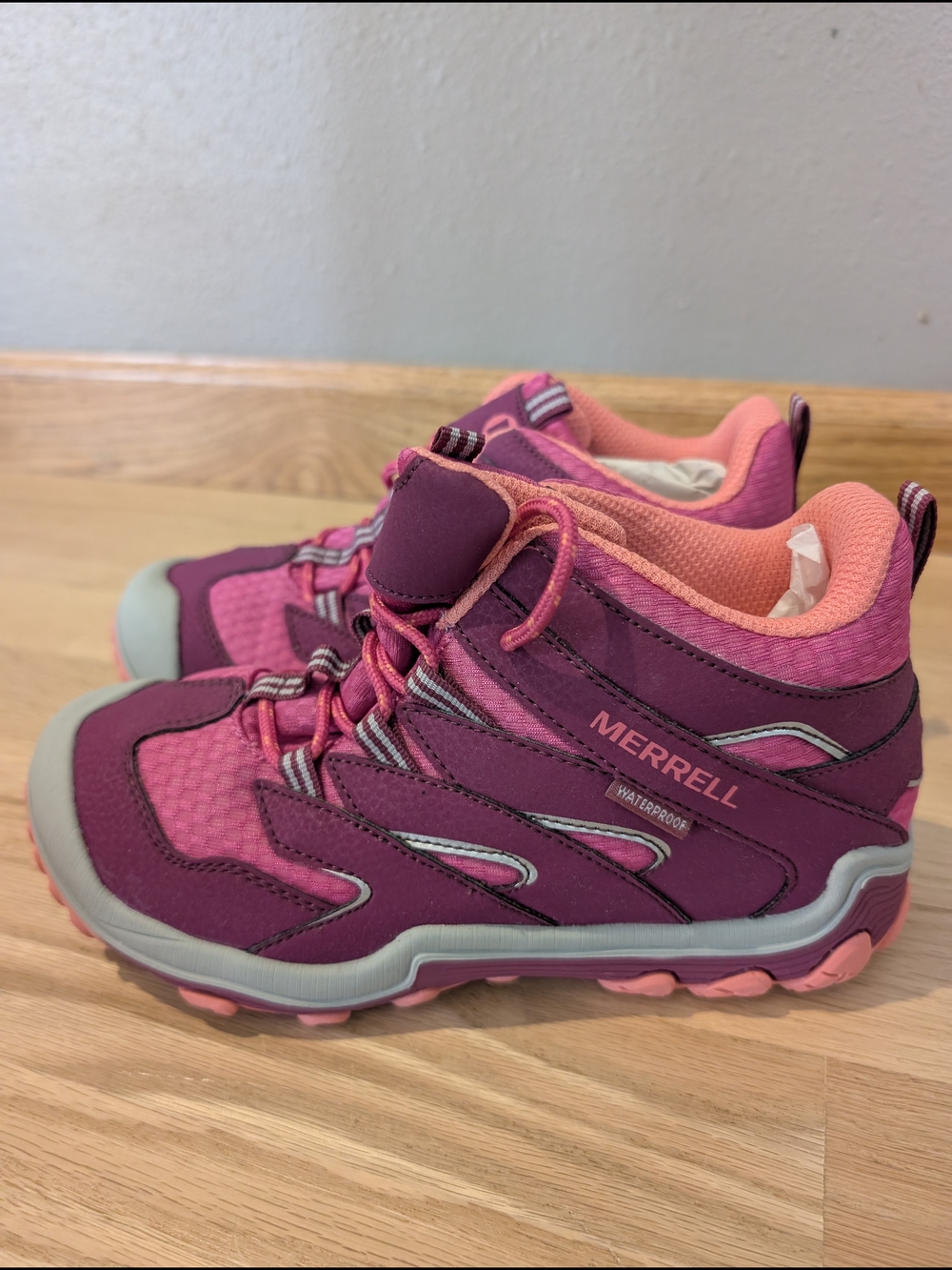 Merrell Girl's Hiking Boot- ChameleonWith Box - Picture 5 of 7